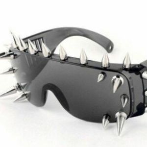 Rivet Spike Sunglasses Fashion Men Boy Women Gothic Rock Steampunk Party Goggles